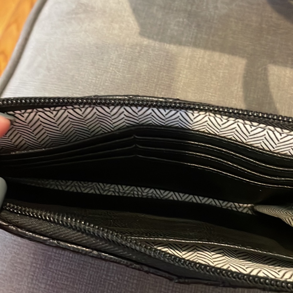 Wallet - Picture 4 of 4